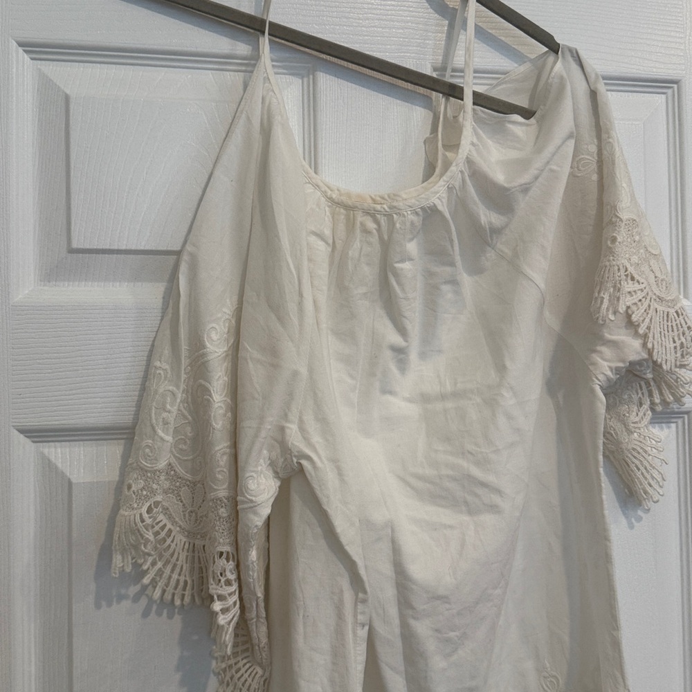 PilyQ Barcelona Serena Lily White Lace Off The Shoulder Swimsuit Cover Up Medium - Picture 5 of 10